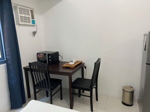 Dining - Embassy Waves Retreat (Ermita)