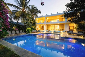 Front of property - Private Pool Villa Kokos (Kiwengwa)