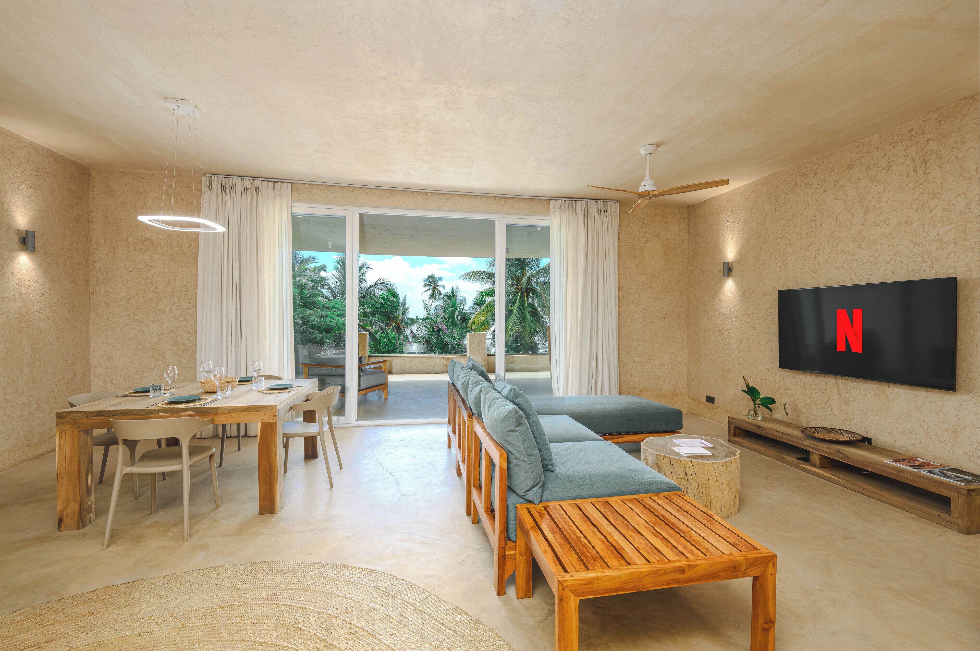 Executive Villa, Pool View | Living area