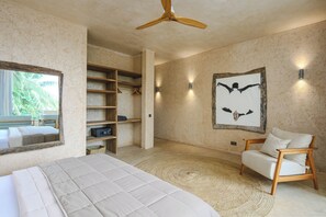Executive Villa, Pool View | 5 bedrooms, Egyptian cotton sheets, premium bedding, down comforters - Private Pool Villa Kokos (Kiwengwa)