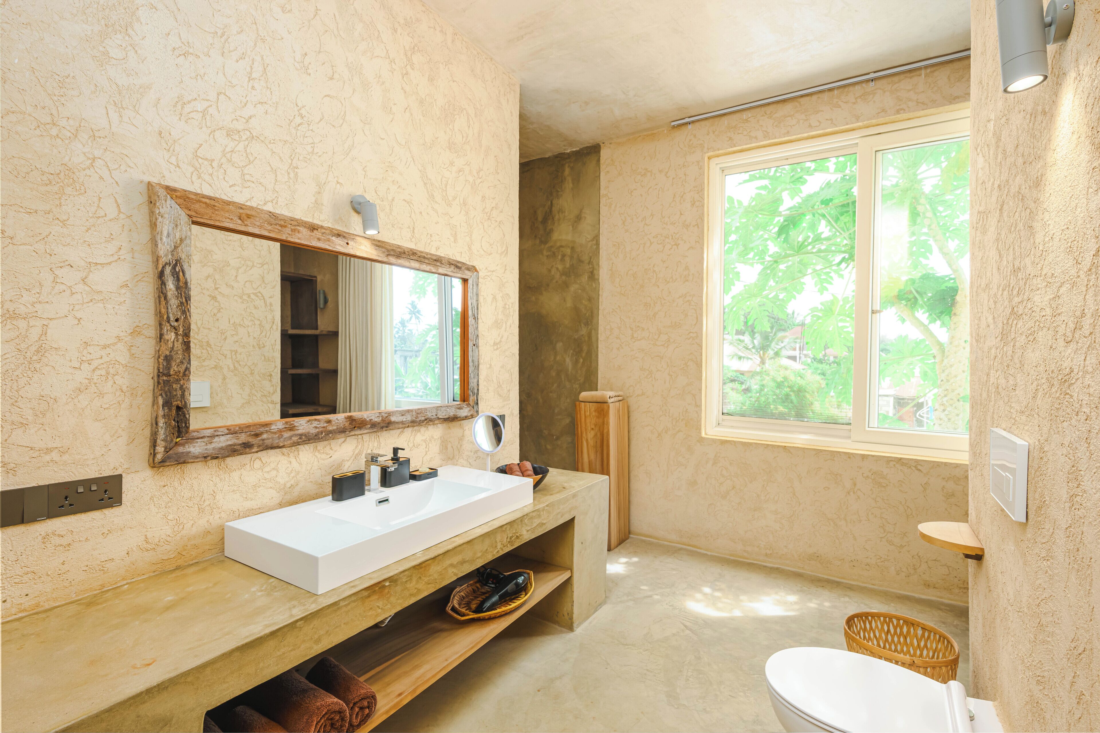 Villa ejecutiva, vista a la alberca | Lavabo en el baño