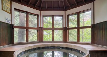 Manitou River House 113 by AvantStay | A+ Location
