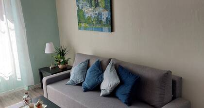 Véro's Lodges. Duplex 5 minutes from Verdun, private parking, garage for two-wheeled vehicles, air conditioning