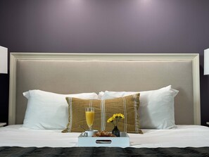 Iron/ironing board, travel crib, WiFi, bed sheets