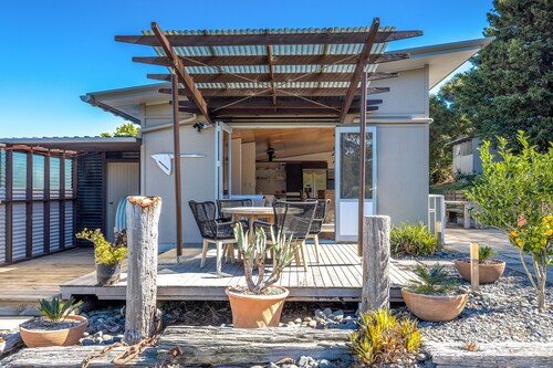 Welcome on Wilma by Waiheke Pure