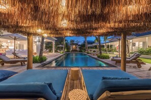 Pool - Villa Marang, Bali - Modern colonial mansion in Canggu! TOP location! (Canggu)