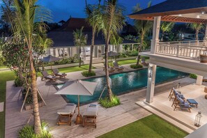 Pool - Villa Marang, Bali - Modern colonial mansion in Canggu! TOP location! (Canggu)