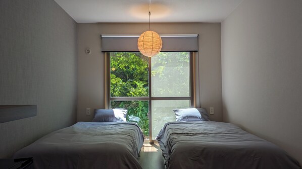 Free WiFi, bed sheets - Yonaguni Hotel Mumbu Higawahama (Yonaguni)