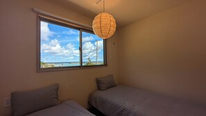Premium-Zweibettzimmer, Meerblick | Kostenloses WLAN, Bettwäsche