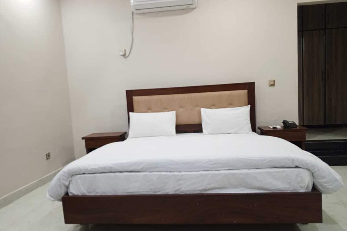 Deluxe-Doppelzimmer | Schreibtisch, kostenloses WLAN