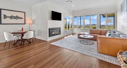 Hillside House at Bald Knob