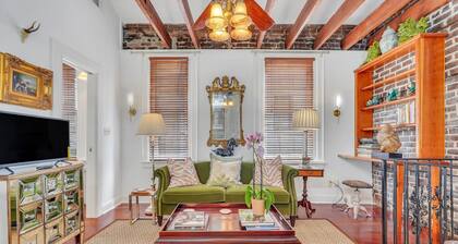 Charming Monterey Square Carriage House