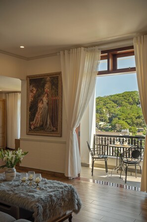 Family Room, Mountain View - Moon Valley Villas Da Lat (Da Lat)