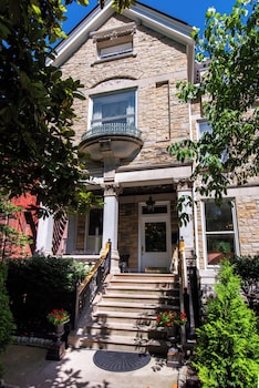 Central Park Bed & Breakfast