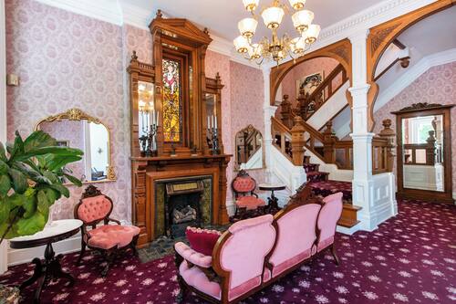 Sala de estar en el lobby