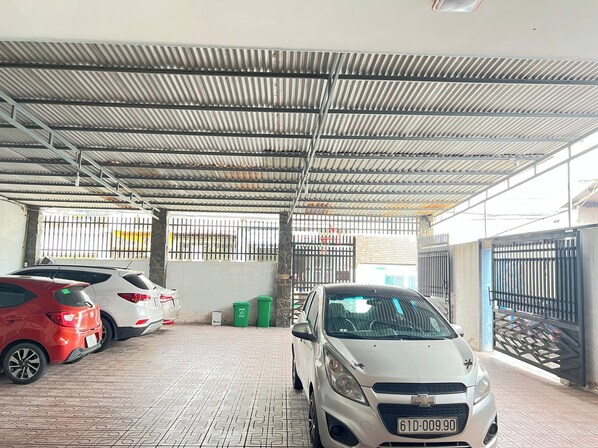 Free self parking, free valet parking