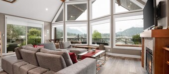 Steps From The Lake With Water & Mountain Views