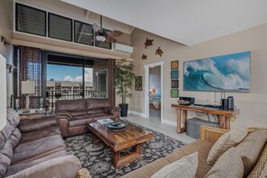 Smart TV - Beautifully appointed 3 bedrooms and 3 full baths perfect for a Maui Getaway! (Kihei)