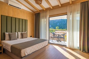 Ropa de cama de alta calidad y minibar 