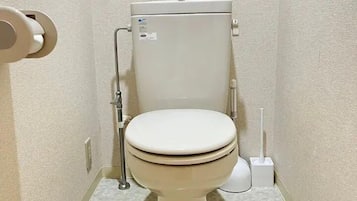 1 bedroom, iron/ironing board, free WiFi