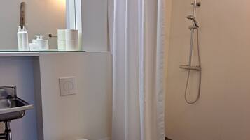 Free toiletries, hair dryer, towels, soap