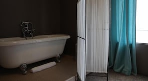 Family Studio Suite, Ocean View | Free WiFi