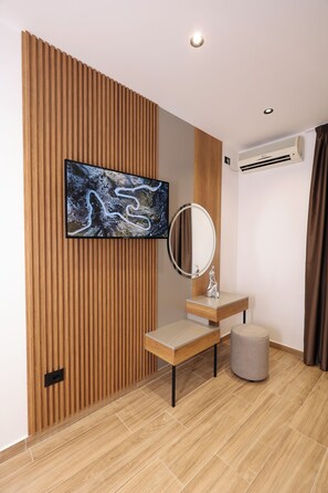 Literie hypoallergénique, Wi-Fi gratuit, draps fournis