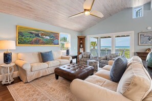 Smart TV, DVD player, books, video library - Five bedroom  in United States of America, St. Augustine (St. Augustine)