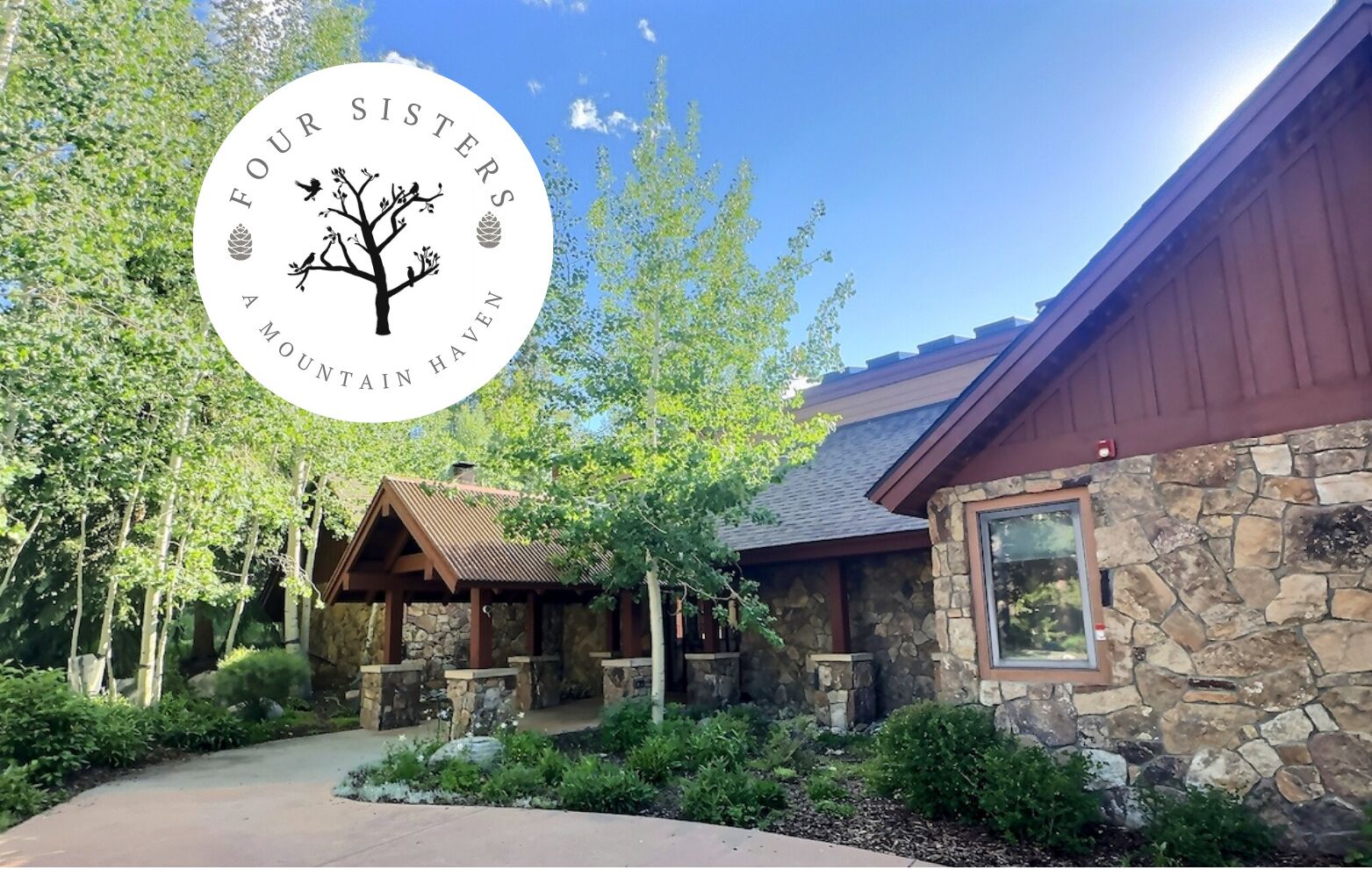 🏔️ Four Sisters Mountain Lodge: Luxury, Views, Hot Tub, Chef, Near Ski Lift & Village