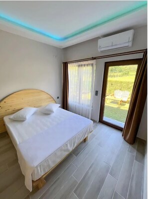 Standard Room | 1 bedroom, Egyptian cotton sheets, premium bedding, free WiFi