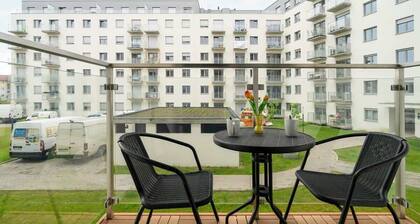 Comfortable Apartment | Parking | Workspace