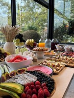Desayuno buffet todos los días (con cargo)