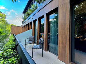 Terrace/patio - Tbilisi Edition - Design Hotel (Tbilisi)