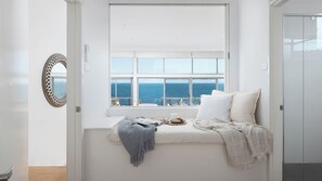 3 chambres, fer et planche à repasser, accès au Wi-Fi (inclus)