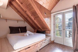 2 bedrooms, free WiFi, bed sheets, wheelchair access