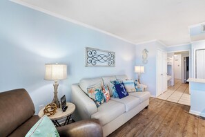 TV - Seacrest 505 by Liquid Life (Gulf Shores)