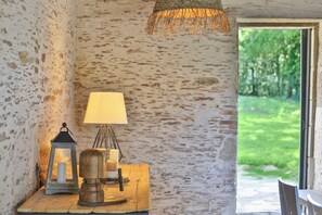 Interior - L'Augizière - Villa 5 étoiles avec piscine, étang et foret. (Le Girouard)