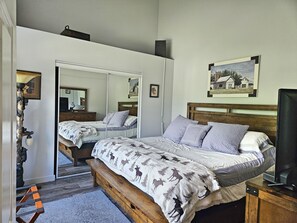 1 bedroom, iron/ironing board, free WiFi, bed sheets