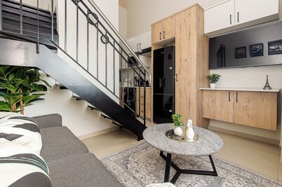 AYA Luxury Loft Apartment - Fourways, Sandton