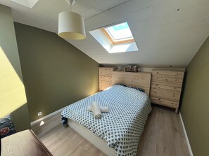 6 Schlafzimmer, WLAN, Bettwäsche
