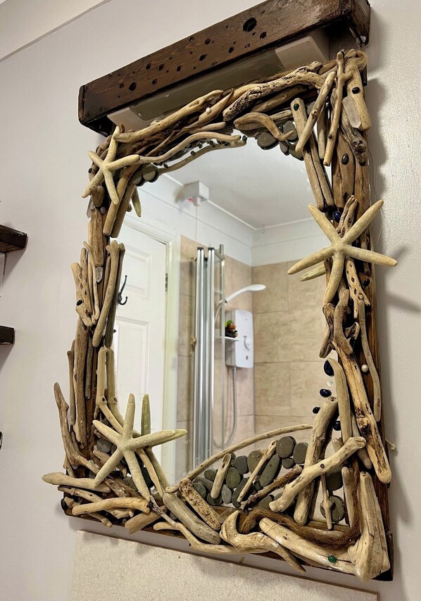 Shower, towels, soap, shampoo