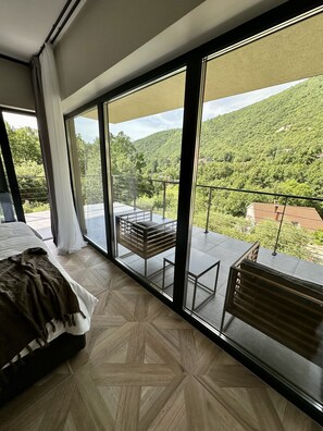 3 soverom, strykejern/-brett, wi-fi (inkludert) og sengetøy