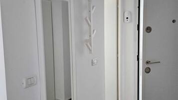 Classic Apartment | 1 bedroom, desk, laptop workspace, blackout curtains