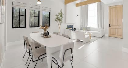 Villa Camellia - Charming 5 BR Home in the heart of Studio City