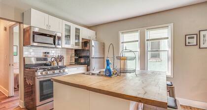 Northeast Minneapolis Home < 1 Mi to Arts District