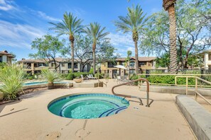 Apartment (2 Bedrooms) | Interior - Phoenix Condo ~ 1 Mi to Desert Ridge Marketplace! (Phoenix)