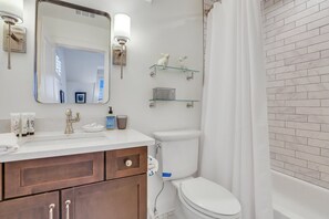 Shower, hair dryer - Newly Built High-end Carriage House Steps to Riverfront by Lucky Savannah (Savannah)