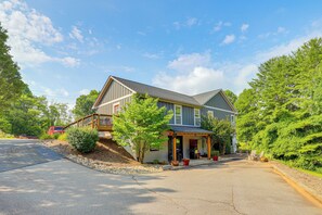 Apartment (1 Bedroom) | Interior - Modern Weaverville Apartment - Walk to Downtown! (Weaverville)