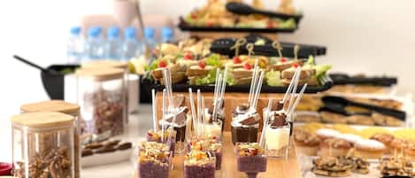 Petit déjeuner buffet compris tous les jours