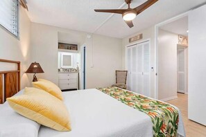 1 habitación, tabla de planchar con plancha, wifi gratis y ropa de cama 